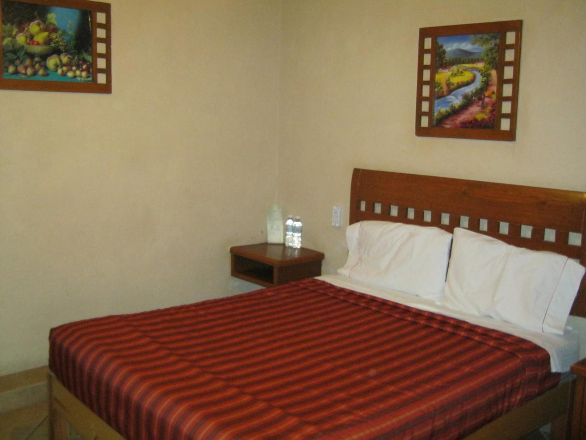 Hotel Real Santa Maria Куэрнавака Экстерьер фото